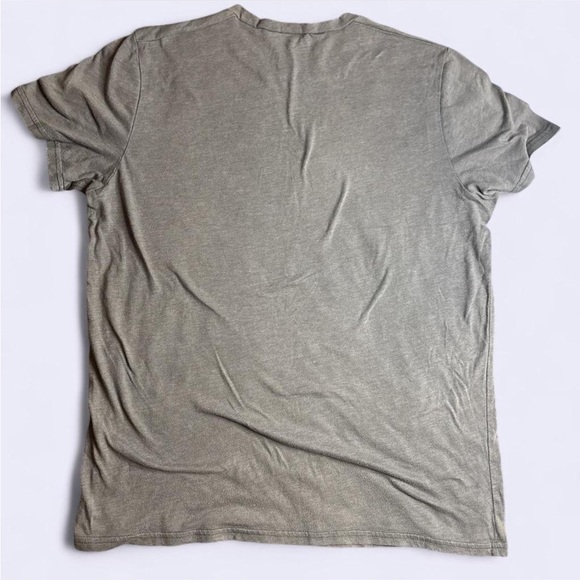 Hollister Gray Sunset Seagull Graphic T-Shirt - Picture 6 of 6